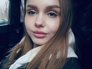 Lavenia Niwa Live Chat on Flirt4Free