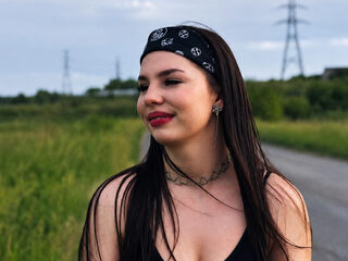 Scarlett Vittone Live Chat on Flirt4Free
