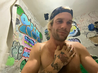 Gustaf Trecy Live Chat on Flirt4Free