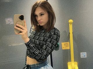 Chloe Bannet Live Chat on Flirt4Free