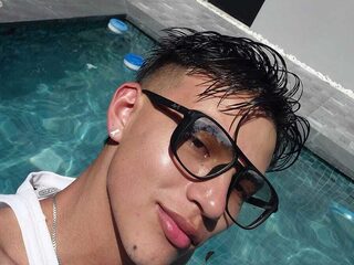 Harley Swiet Live Chat on Flirt4Free