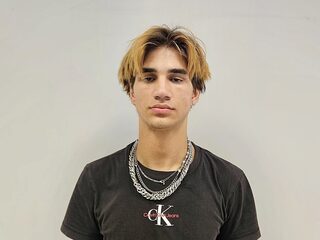 Denis Wu profile