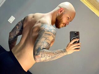 Adam Meyer Live Chat on Flirt4Free