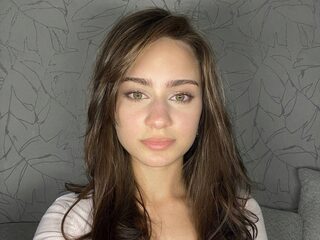 Ellamae Cassani Live Chat on Flirt4Free