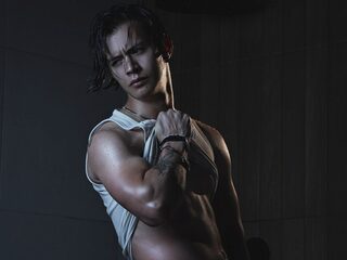 Brandon Starkk Live Chat on Flirt4Free