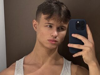 Dennis Dillon Live Chat on Flirt4Free