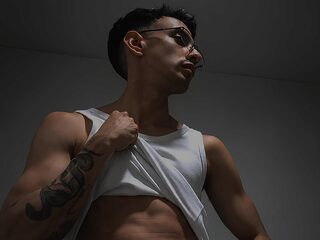 Leo Rome profile