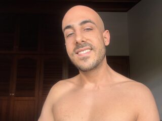Charlie Poz profile
