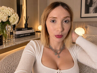 Mira Boheme Live Chat on Flirt4Free