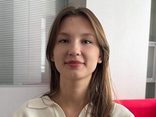 Selina Nesa Live Chat on Flirt4Free
