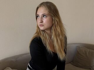 Primrose Foster Live Chat on Flirt4Free