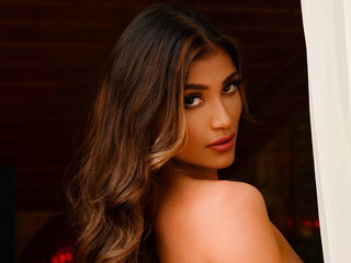 Alejandhra Live Webcam on Flirt4Free