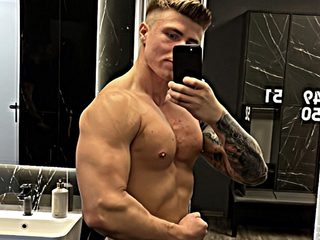 Nude Chat with Justin Bradly on Live Cam ⋆ FLIRT SHOW ⋆ Webcam Sex With Amateurs