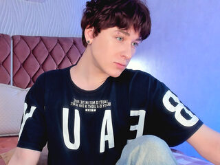 Tony Handsome Live Webcam on Flirt4Free