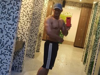 Azir Live Cam on Flirt4Free