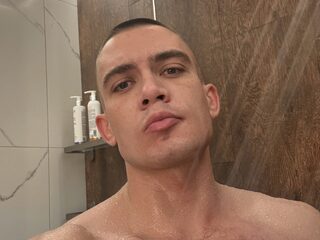 Andrew Frox webcam model