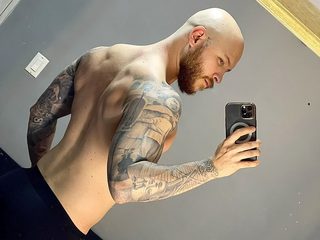 Adam Meyer Live Cam and Profile on UnifiedCams