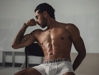 Marc Thompson profile