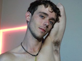 Watch Lucas Jacobs live on cam on Flirt4Free