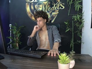 Jey Twink Live Cam and Profile on UnifiedCams