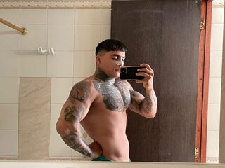 Jeremmy Bloom — LIVE on Chaturbate
