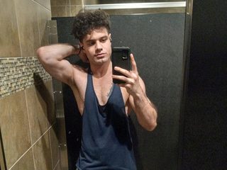 Zackary Archers Live Cam on Flirt4Free