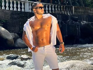 Antony Monthana Live Cam on Flirt4Free