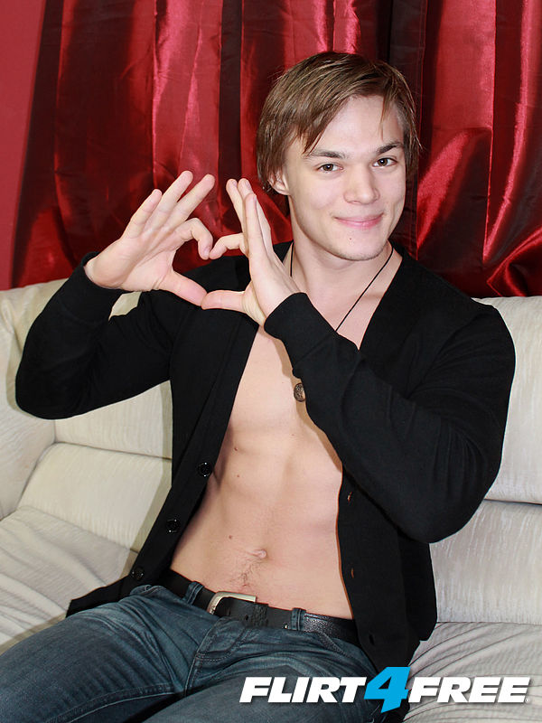 CyberSex and CyberLove) Make me the best, guys ^_^