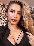 Lora Clare
