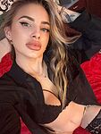 Lora Clare