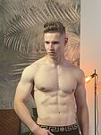 Connor Groff