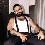 Leonidas M