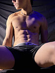 Leon Paris