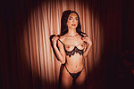 Leyah Stone