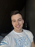 Lewis Vega