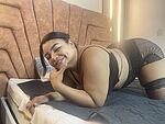 Lara Seduce