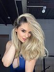 Mia Summer