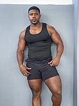 Leonardo Jones