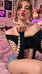 Petite Ariana