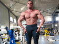 Arnold Hunk