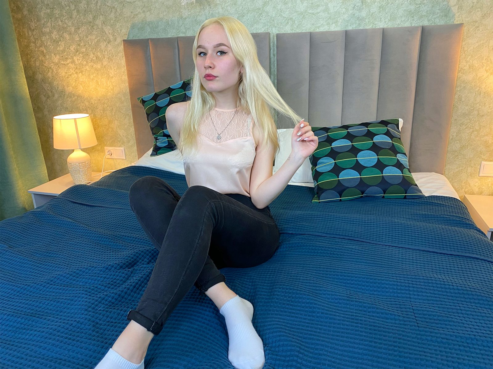 Naomi Brinx
