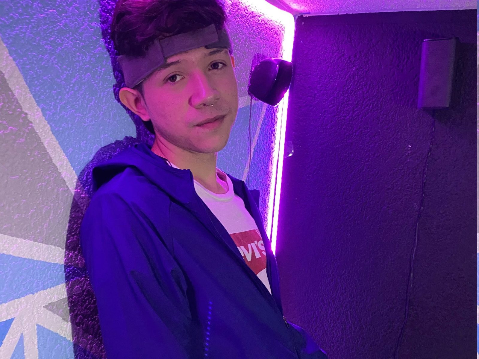 Oliver Noah low quality