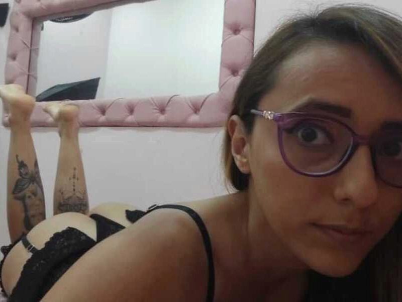 Agata Giraldo low quality