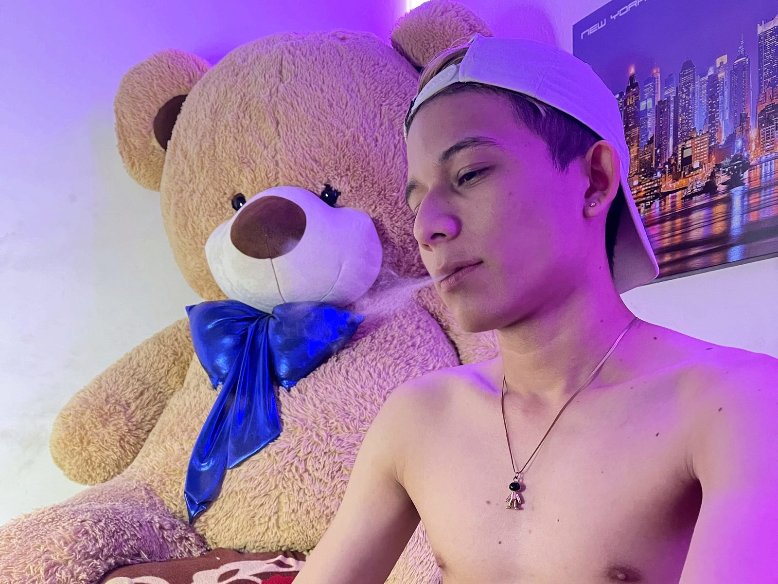Sebas Kingg low quality