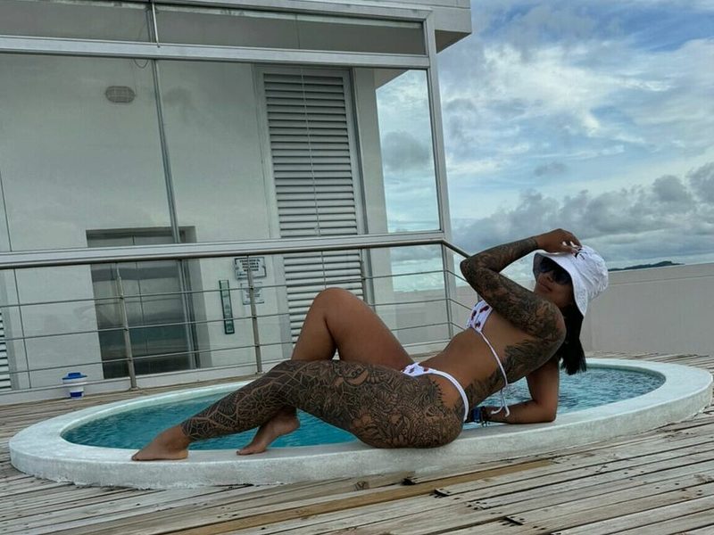 Alisson Broown low quality