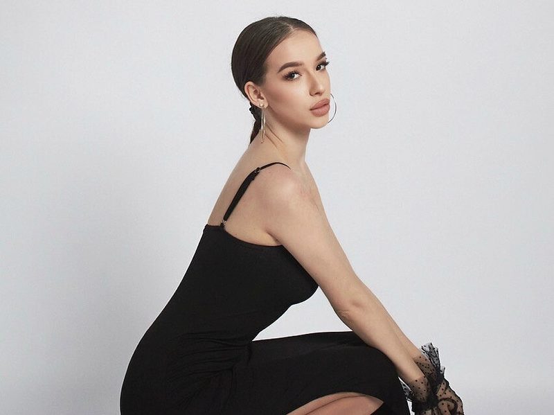 Elva Derricottv low quality