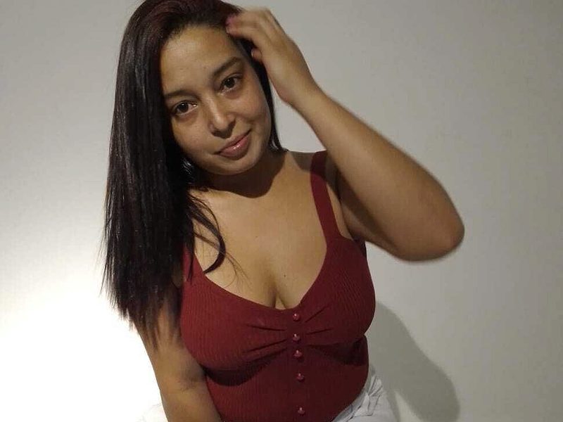 Mariana Medina low quality