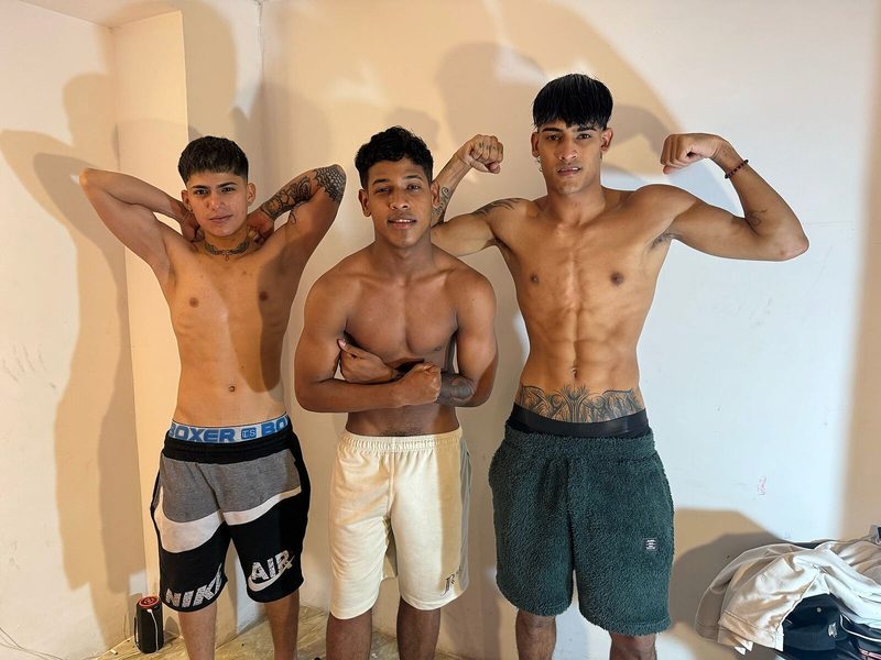 Maxwell & Troyy & Cristian