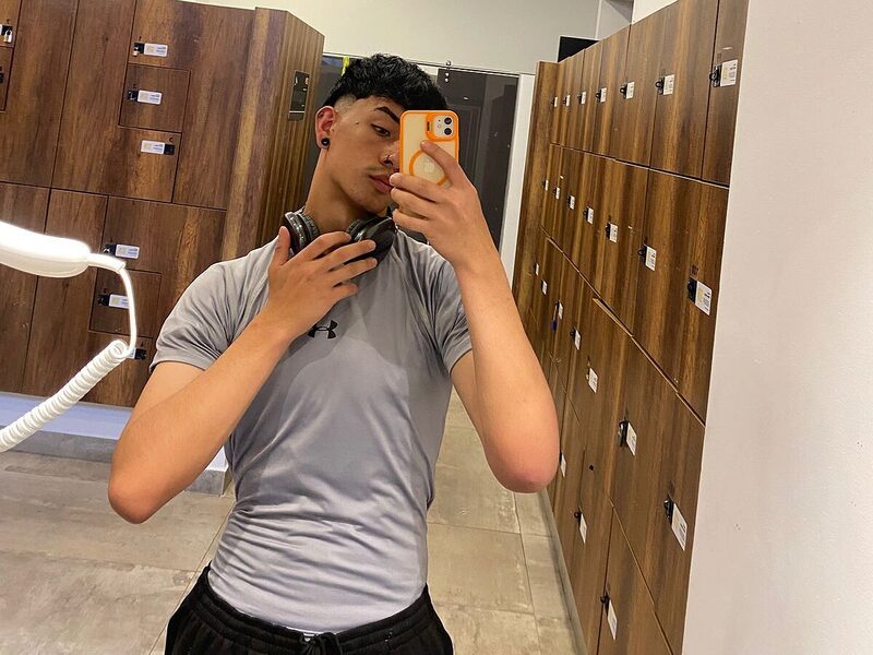Noha Lindez low quality