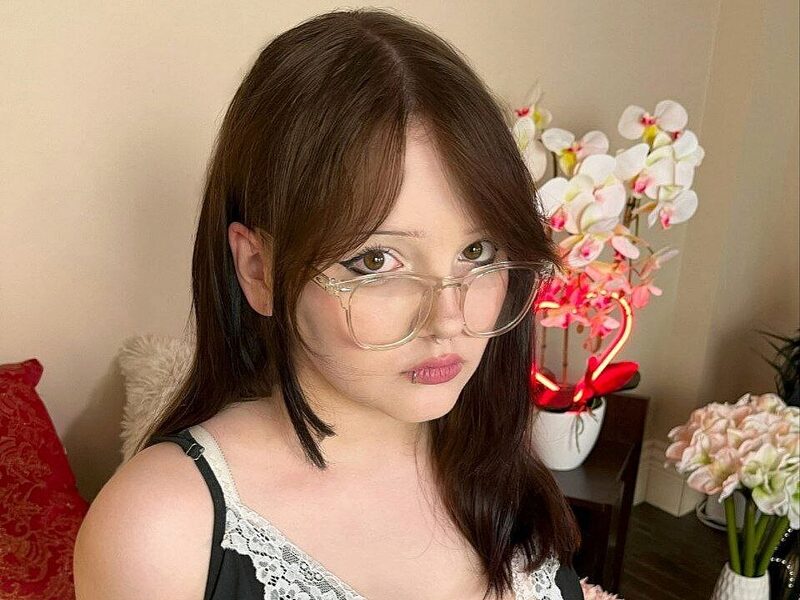Ashley Vi